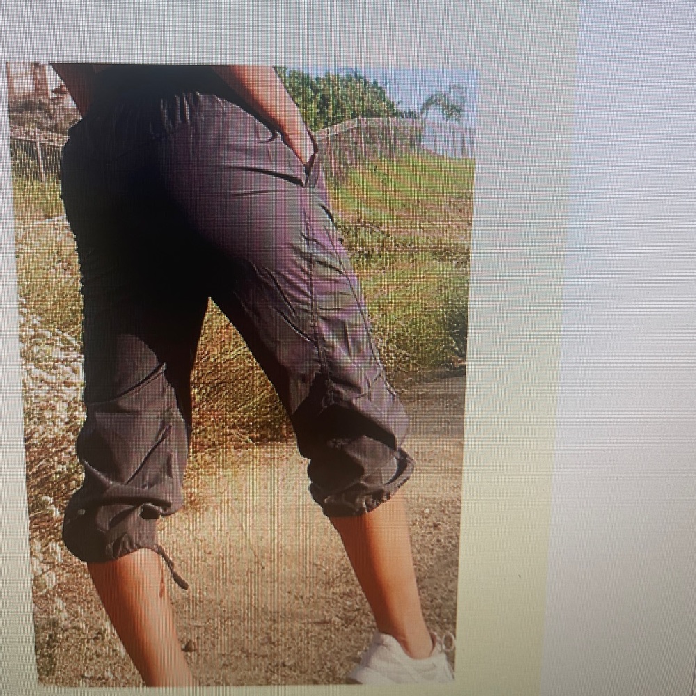 Cargo capri pants women’s, drawstrings,skimming,lightweight,active wear
